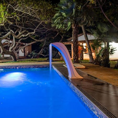Orla Atins Hotel Exterior photo