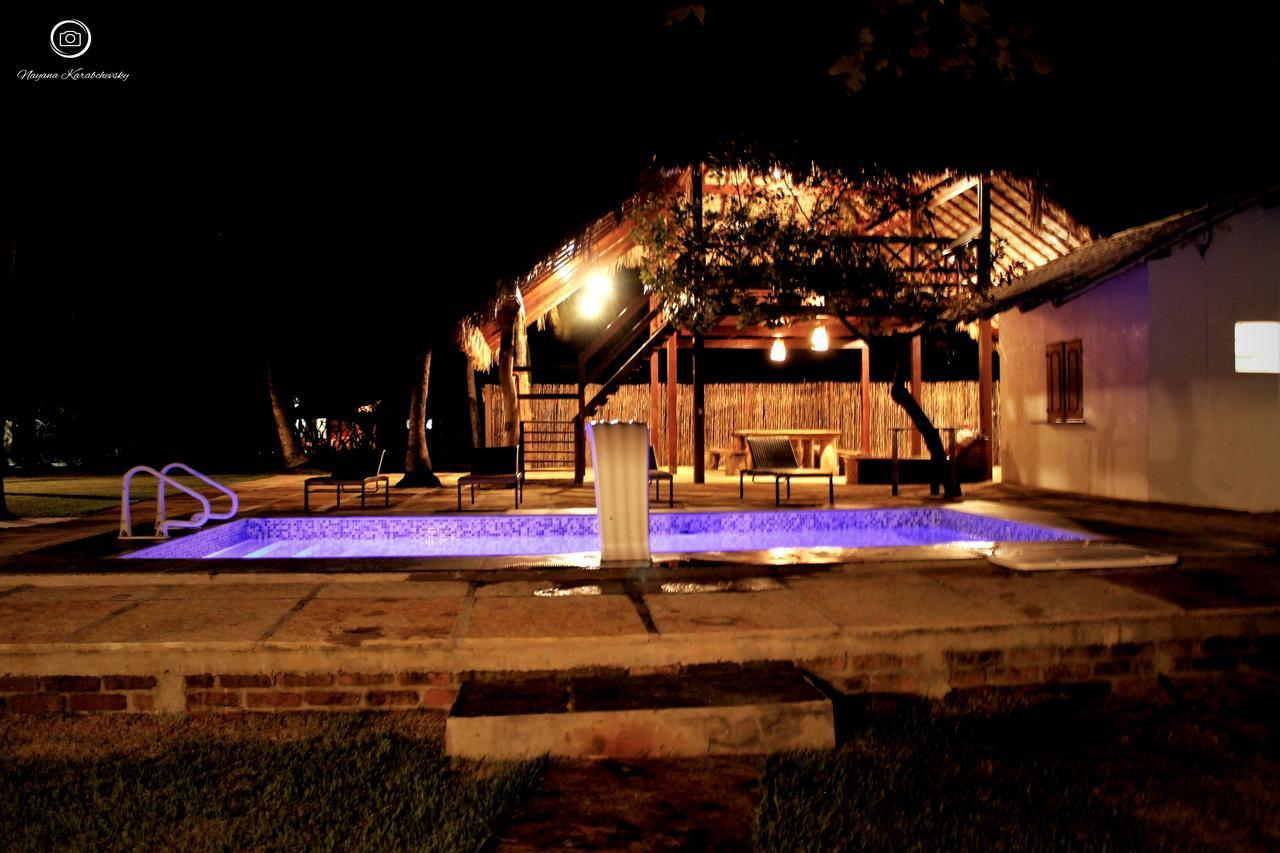 Orla Atins Hotel Exterior photo